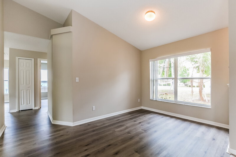 2,165/Mo, 13117 Moonflower Ct Clermont, FL 34711 Living Room View 2
