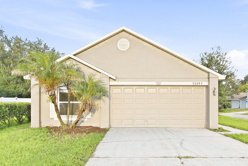 2,035/Mo, 12641 Parkbury Dr Orlando, FL 32828 External View