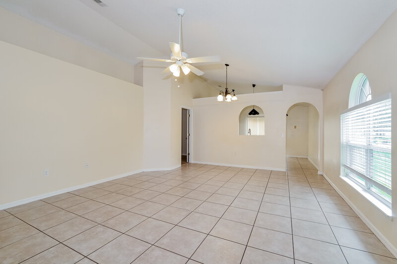 2,055/Mo, 12641 Parkbury Dr Orlando, FL 32828 Living Room View