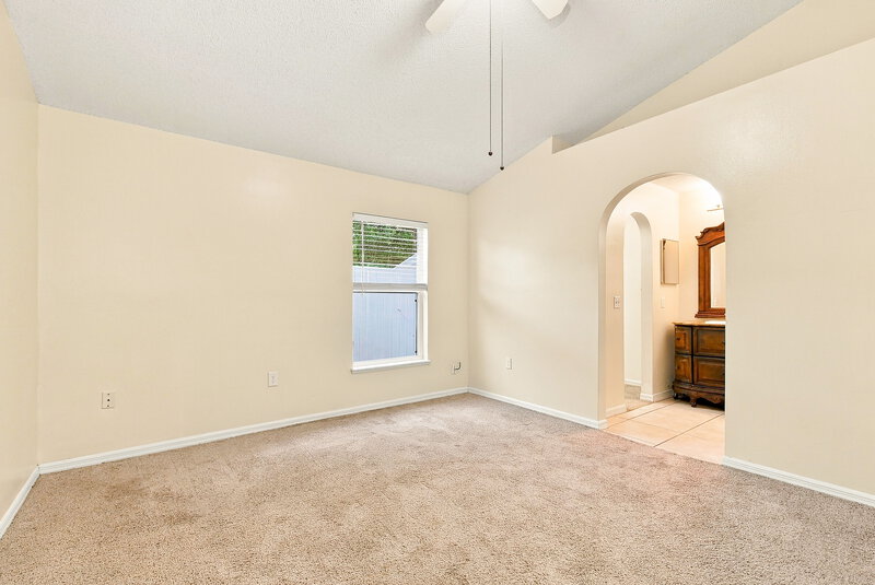 2,035/Mo, 12641 Parkbury Dr Orlando, FL 32828 Primary Bedroom View