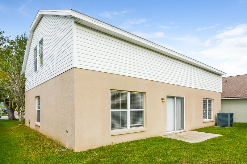 2,485/Mo, 1931 Colonial Woods Blvd Orlando, FL 32826 Rear View 2