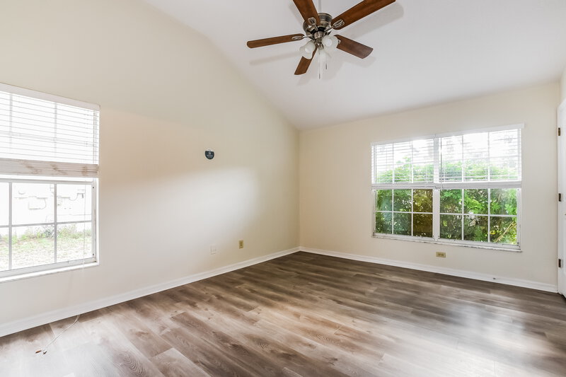2,390/Mo, 2083 Sawgrass Dr Apopka, FL 32712 Main Bedroom View