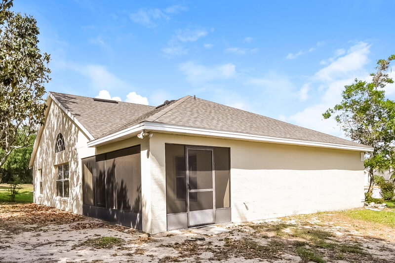 2,455/Mo, 1688 Golfside Village Ct Apopka, FL 32712 Rear View
