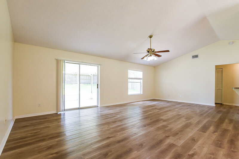 2,450/Mo, 2556 Coachbridge Ct Oviedo, FL 32766 Living Room View