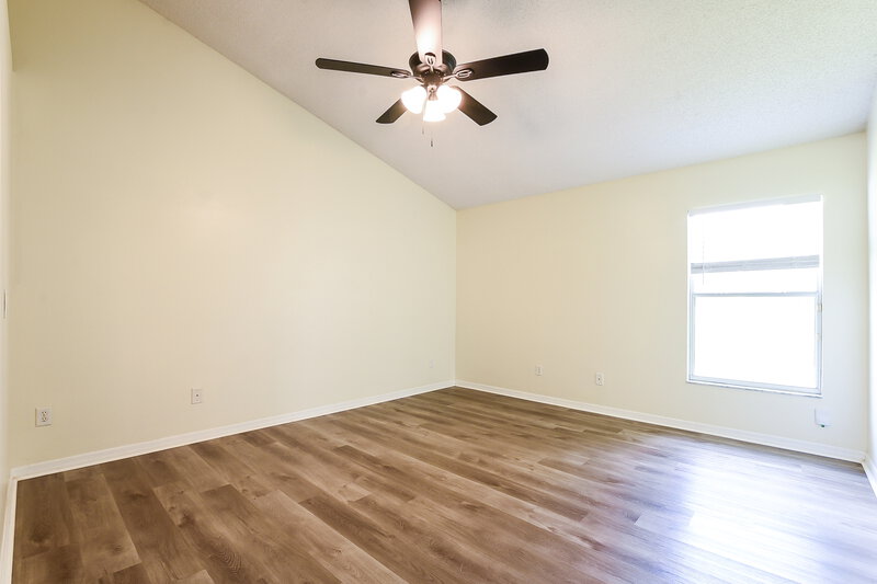 2,450/Mo, 2556 Coachbridge Ct Oviedo, FL 32766 Main Bedroom View 2