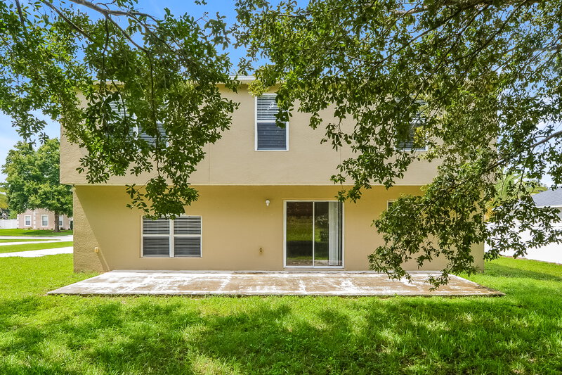2,765/Mo, 2630 Sheila Dr Apopka, FL 32712 Rear View