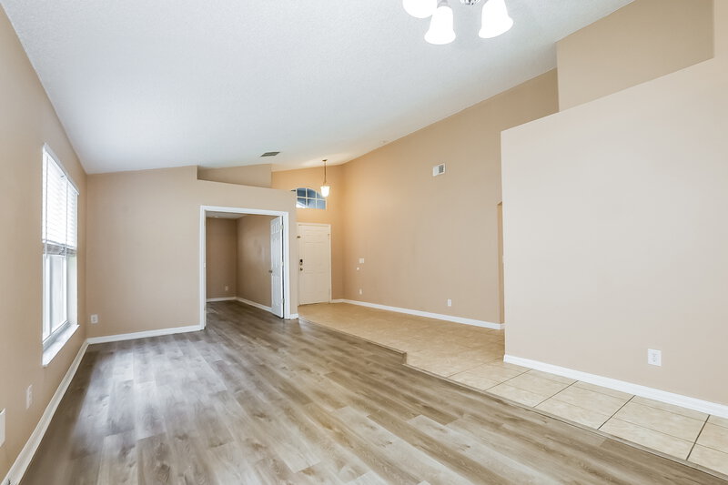 2,475/Mo, 1524 Lalique Ln Orlando, FL 32828 Living Room View 3