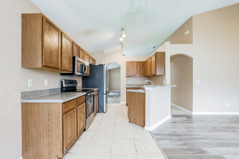 2,475/Mo, 1524 Lalique Ln Orlando, FL 32828 Kitchen View