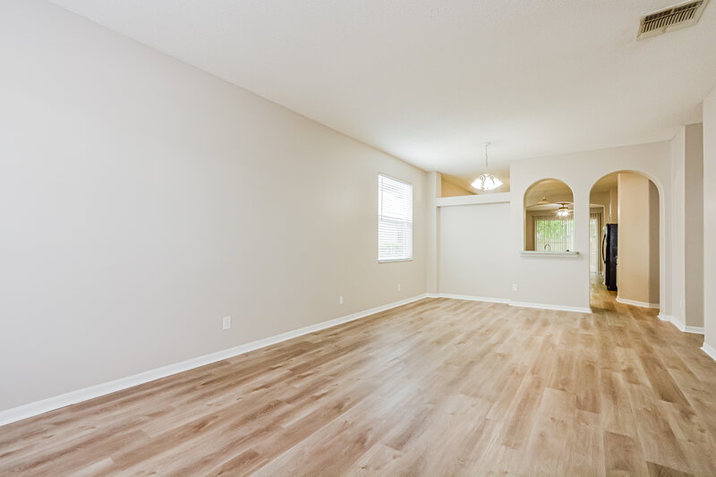 2,535/Mo, 13732 Meadowpark Ave Orlando, FL 32826 Living Room View