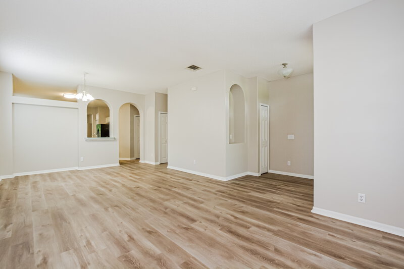 2,535/Mo, 13732 Meadowpark Ave Orlando, FL 32826 Dining Room View
