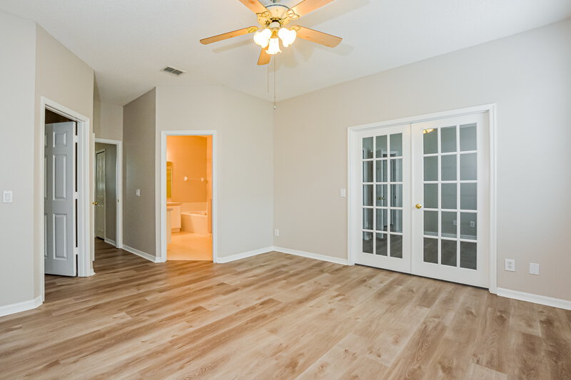 2,535/Mo, 13732 Meadowpark Ave Orlando, FL 32826 Main Bedroom View