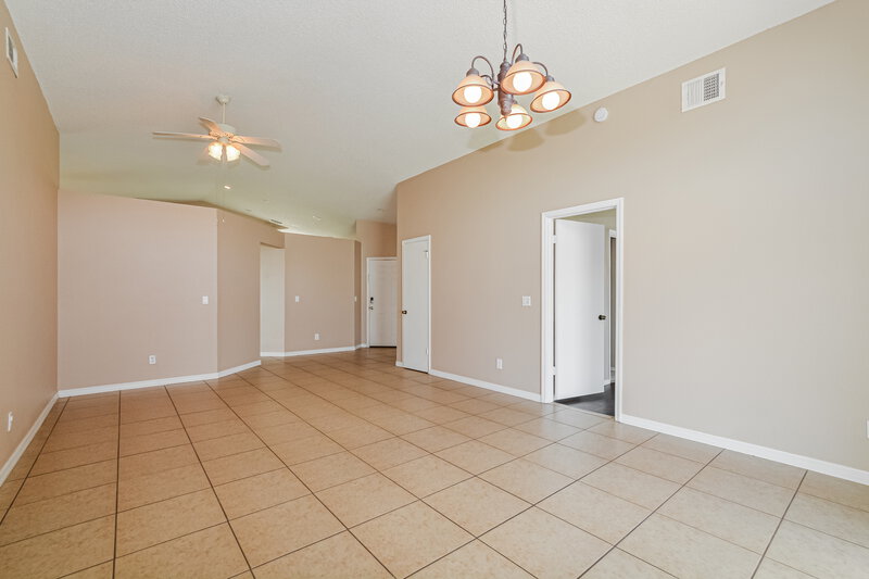 2,220/Mo, 3100 Orchard Pl Kissimmee, FL 34743 Dining Room View