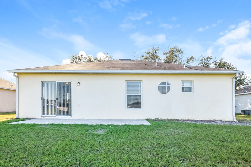 2,140/Mo, 1939 Peridot Cir Kissimmee, FL 34743 Rear View