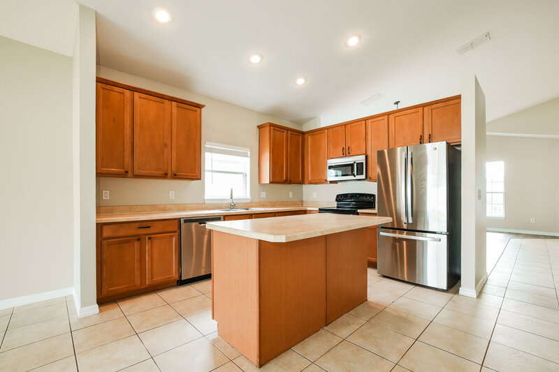 2,685/Mo, 125 Conch Key Way Sanford, FL 32771 Kitchen View