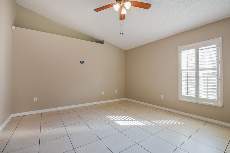 2,380/Mo, 1356 Honey Rd Apopka, FL 32712 Main Bedroom View