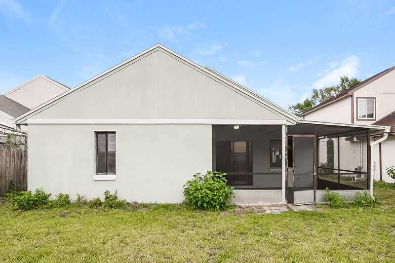 2,335/Mo, 1011 Manigan Ave Oviedo, FL 32765 Rear View