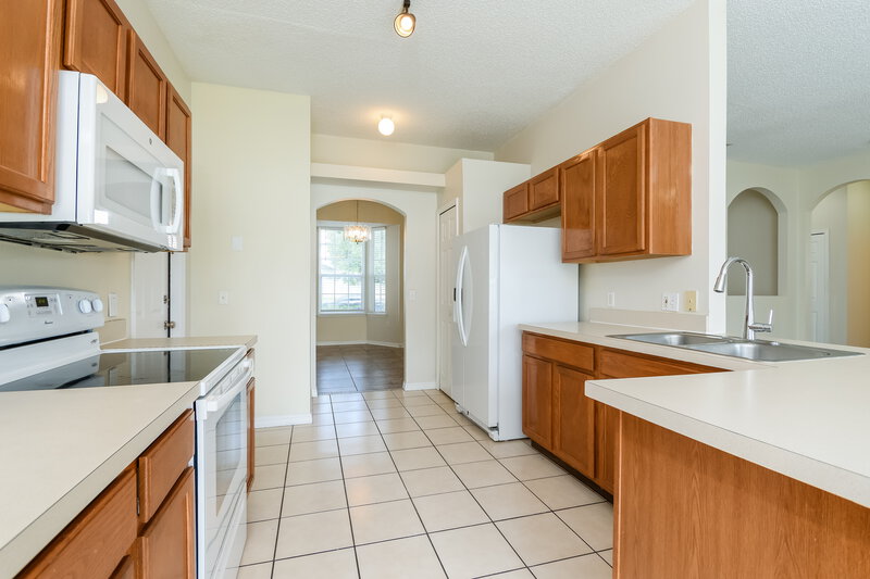 2,380/Mo, 2510 Sherbrook Ln Kissimmee, FL 34743 Kitchen View 2