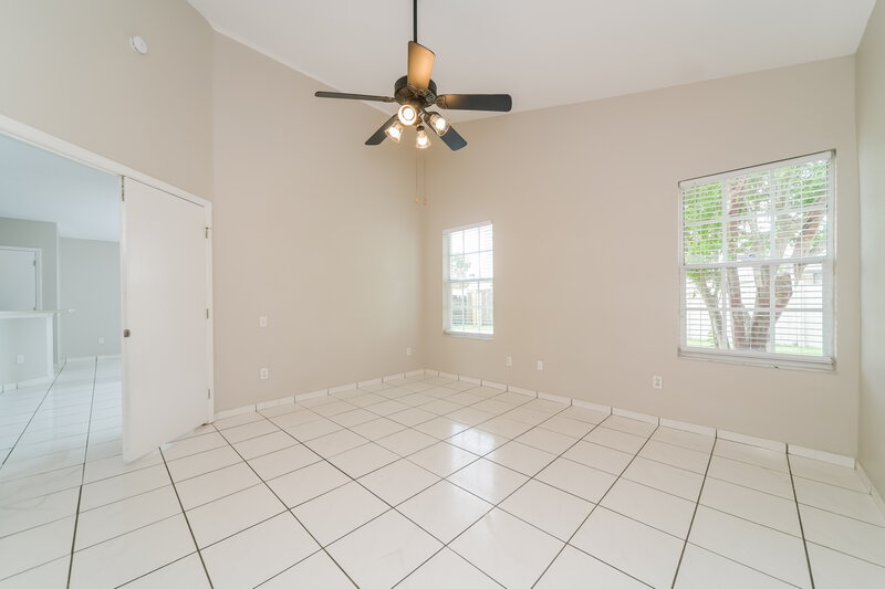 2,150/Mo, 8344 Fort Thomas Way Orlando, FL 32822 Main Bedroom View