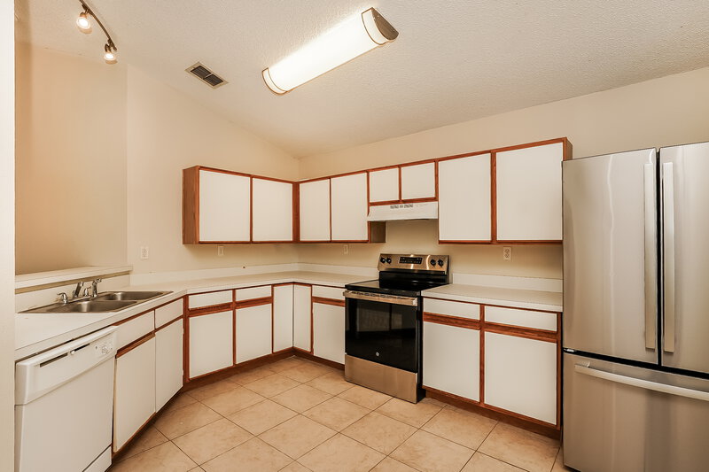 2,900/Mo, 1289 Himalayan Ct Apopka, FL 32712 Kitchen View
