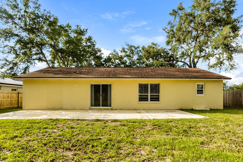 3,670/Mo, 1991 Bentwood Dr Winter Park, FL 32792 Rear View