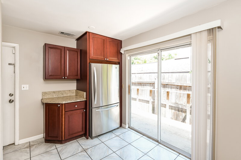 2,170/Mo, 524 Southport Dr Longwood, FL 32750 Kitchen View