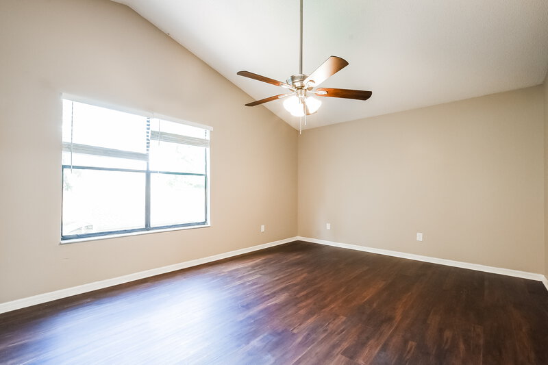 2,170/Mo, 2197 Grasmere Dr Apopka, FL 32703 Main Bedroom View