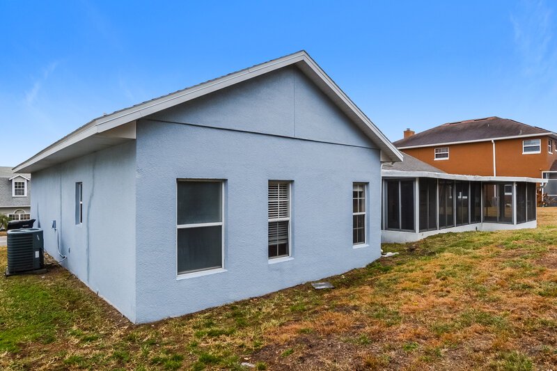 2,200/Mo, 1152 Orange Grove Ln Apopka, FL 32712 Rear View