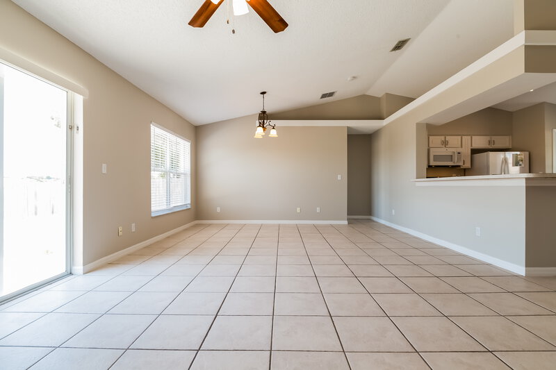 2,040/Mo, 13331 Pinyon Dr Clermont, FL 34711 Living Room View