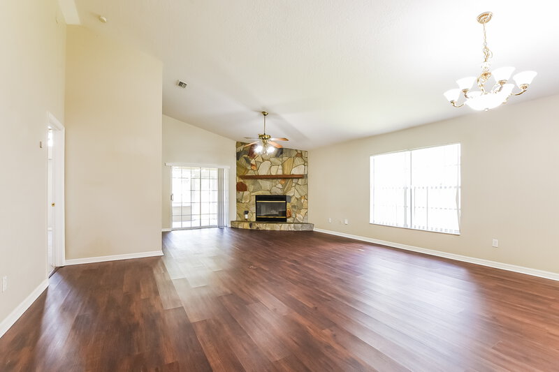 2,465/Mo, 1060 Covington St Oviedo, FL 32765 Living Room View