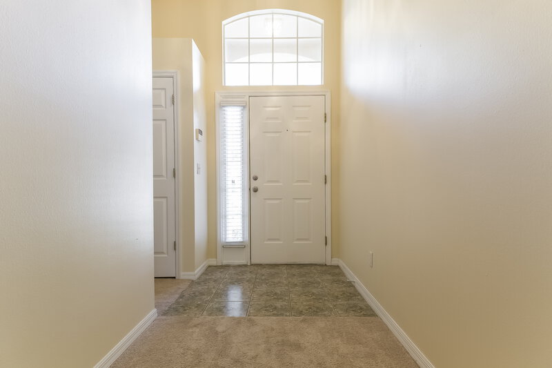 2,395/Mo, 642 Whisper Sound St Minneola, FL 34715 Foyer View