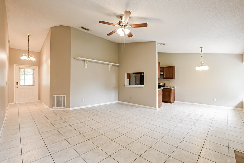 2,155/Mo, 9324 Pavillion Dr Orlando, FL 32825 Living Room View
