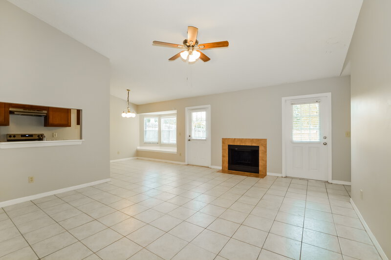 2,210/Mo, 9324 Pavillion Dr Orlando, FL 32825 Living Room View