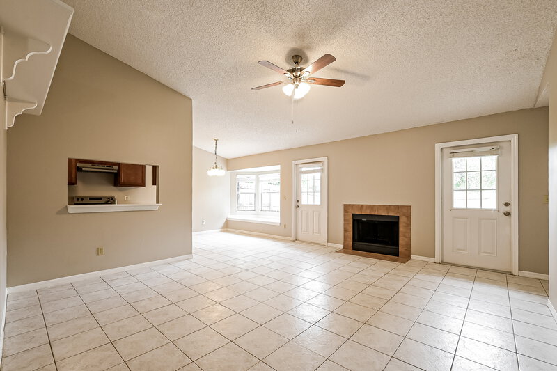 2,155/Mo, 9324 Pavillion Dr Orlando, FL 32825 Living Room View 3
