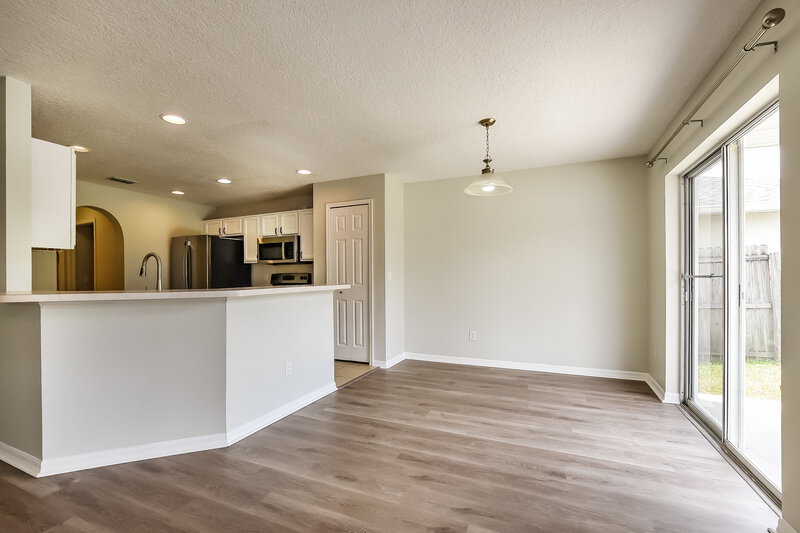 2,920/Mo, 2217 Heathwood Cir Orlando, FL 32828 Living Room View