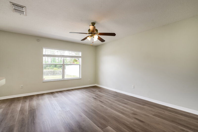 2,920/Mo, 2217 Heathwood Cir Orlando, FL 32828 Living Room View 4