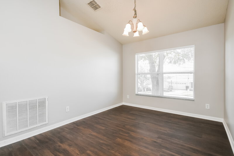2,235/Mo, 903 Cork Oak Ln Minneola, FL 34715 Dining Room View
