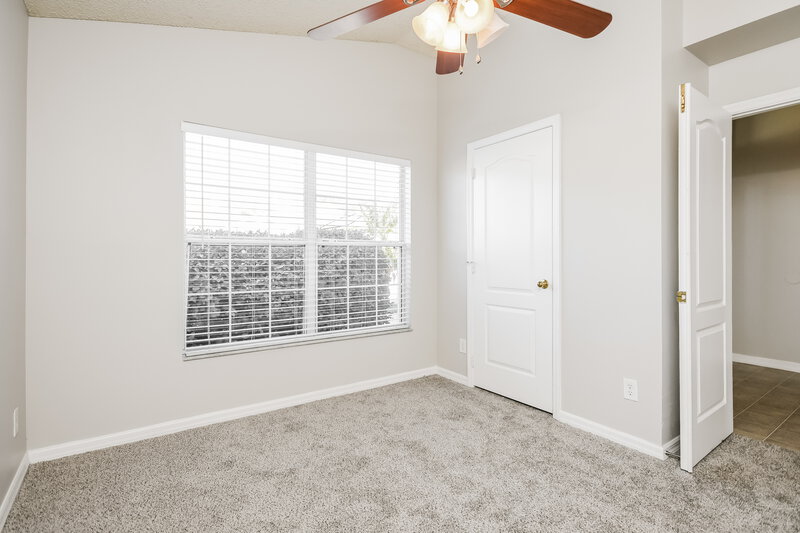 2,235/Mo, 903 Cork Oak Ln Minneola, FL 34715 Bedroom View 3