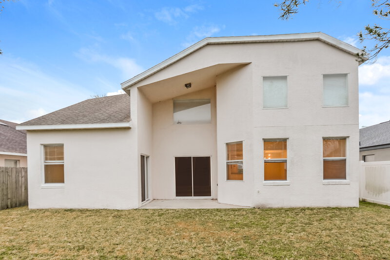 2,390/Mo, 2601 River Ridge Dr Orlando, FL 32825 Rear View