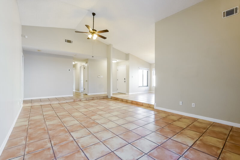 2,175/Mo, 143 Spoonhour Dr Casselberry, FL 32707 Living Room View 3