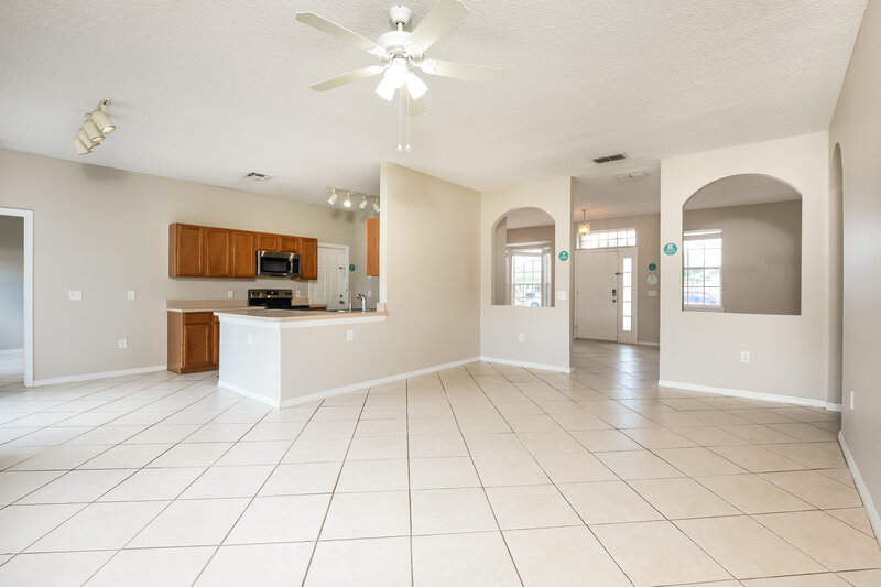 2,300/Mo, 2734 Woodstream Cir Kissimmee, FL 34743 Family Room View