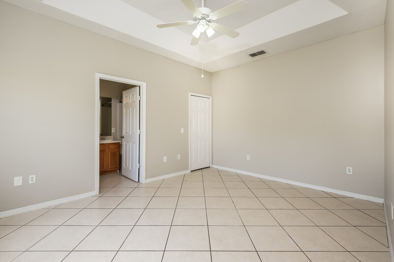 2,300/Mo, 2734 Woodstream Cir Kissimmee, FL 34743 Main Bedroom View 2