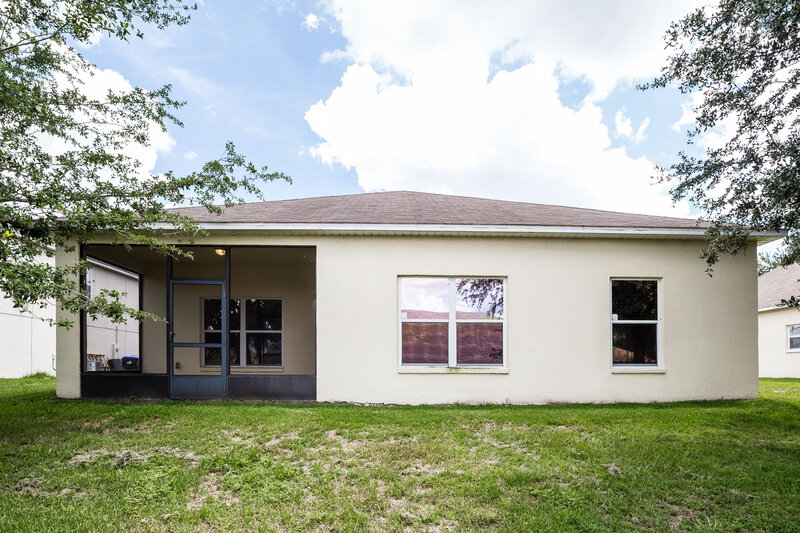 2,160/Mo, 7743 Rex Hill Trl Orlando, FL 32818 Rear View