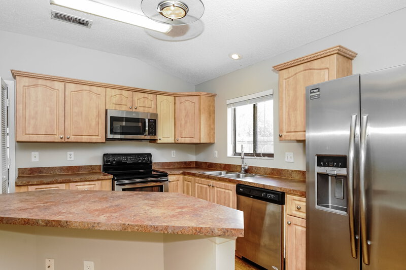 2,195/Mo, 1001 Pond Apple Ct Oviedo, FL 32765 Kitchen View