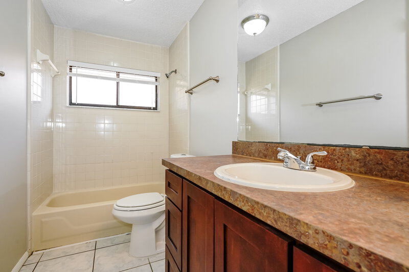 2,195/Mo, 1001 Pond Apple Ct Oviedo, FL 32765 Bathroom View