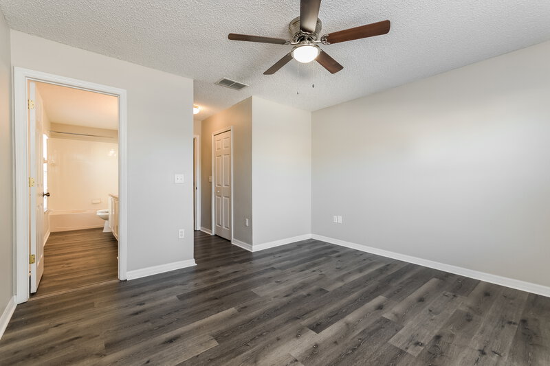 2,285/Mo, 1419 Sherbourne St Winter Garden, FL 34787 Main Bedroom View 2