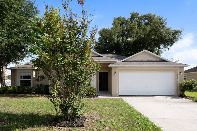 2,210/Mo, 350 Trade Wind Dr Minneola, FL 34715 External View
