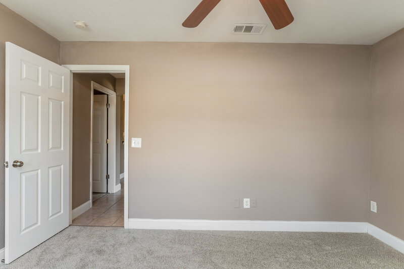 2,210/Mo, 350 Trade Wind Dr Minneola, FL 34715 Bedroom View 2