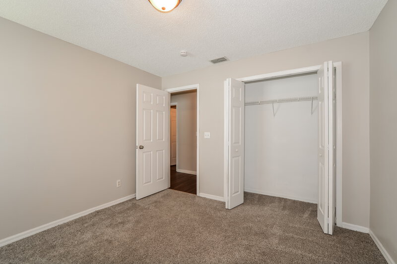 2,370/Mo, 4307 Boca Woods Dr Orlando, FL 32826 Bedroom View 4