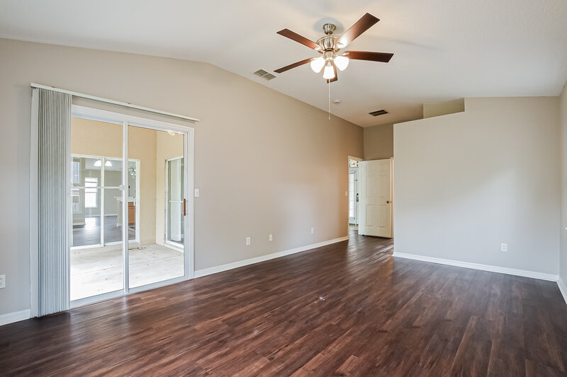 2,080/Mo, 640 Tranquility St Minneola, FL 34715 Main Bedroom View 2