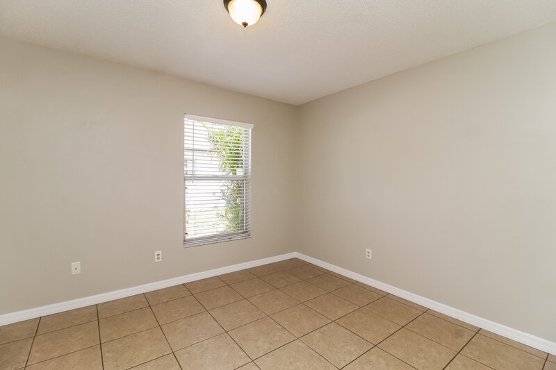 1,965/Mo, 2620 Talladega Dr Orlando, FL 32826 Bedroom View 2